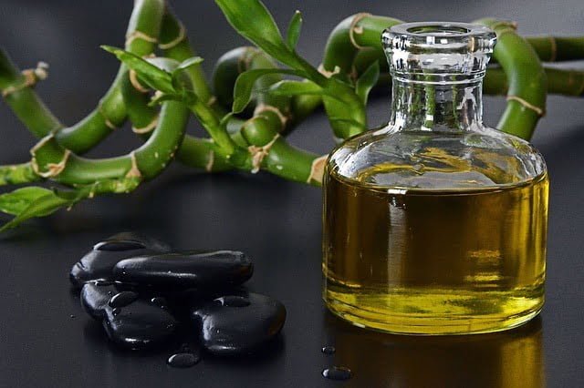 Oliwa z oliwek i cytryna
