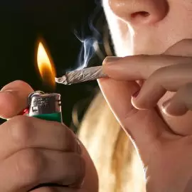 Palenie tytoniu a uroda
