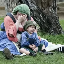 Plamienie na początku ciąży